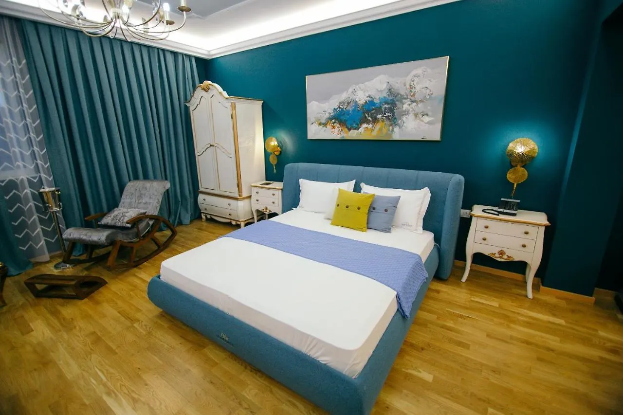 קורצ'ה Montrelux Resort 0*,