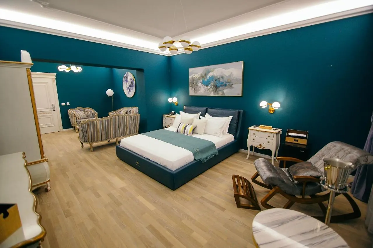 Montrelux Resort Κορυτσά 0*,