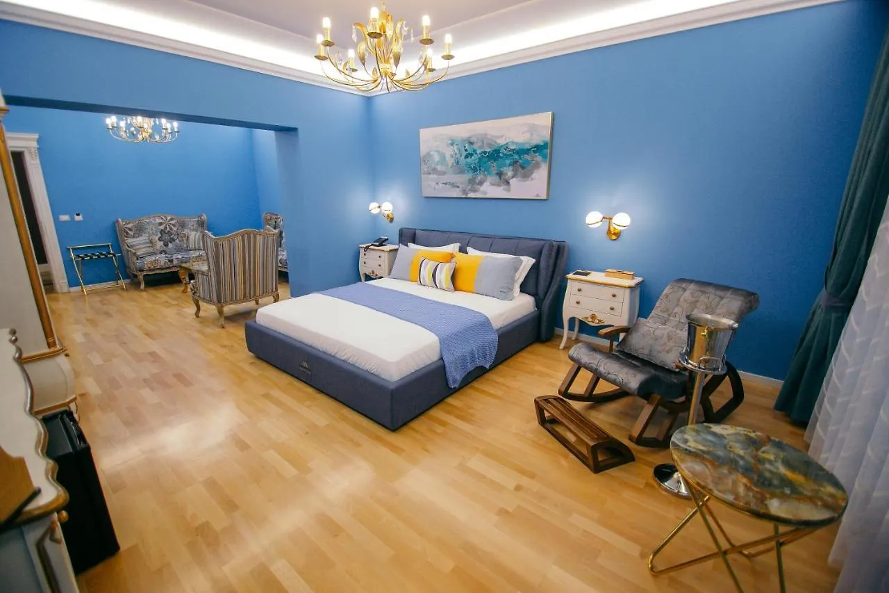 Montrelux Resort Κορυτσά 0*,